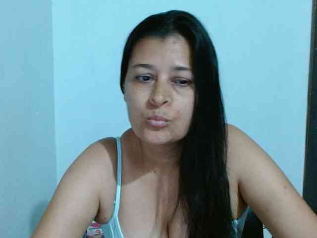 Adrianamilf webcam