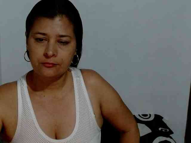 Adrianamilf Adrianamilf