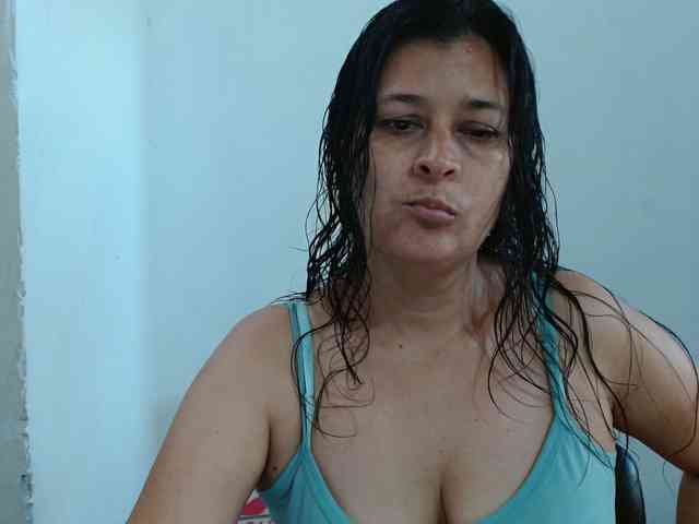Adrianamilf webcam