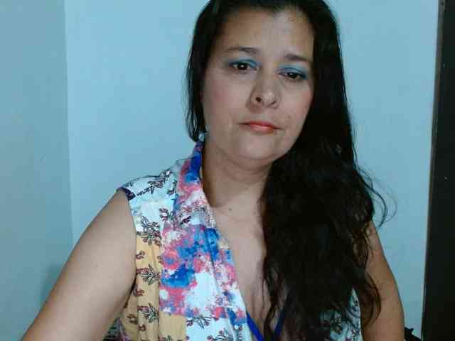 Adrianamilf webcam
