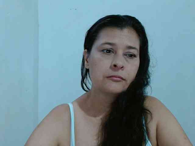 Adrianamilf webcam