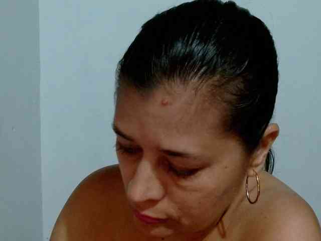 Adrianamilf webcam
