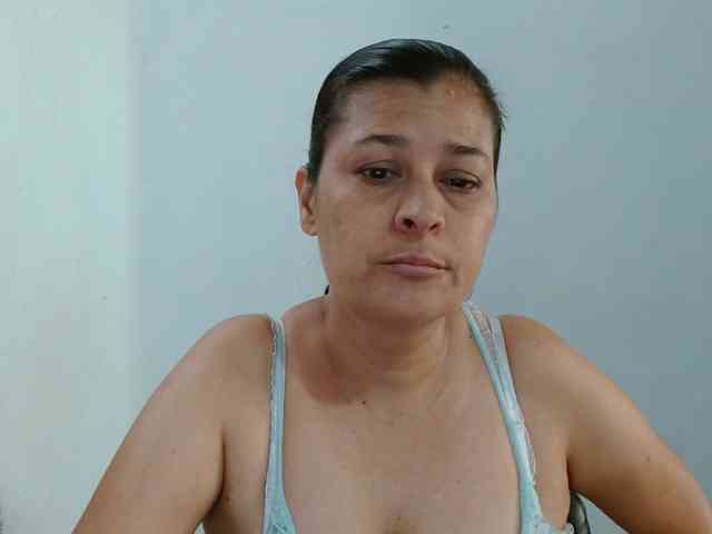 Adrianamilf webcam