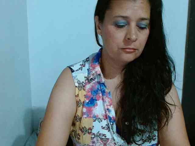 Adrianamilf webcam