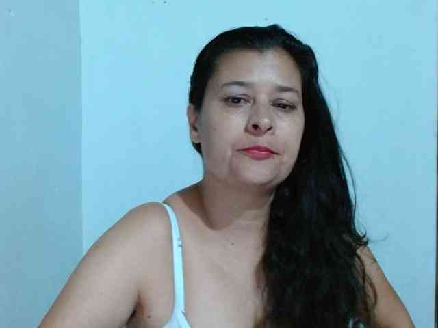 Adrianamilf webcam
