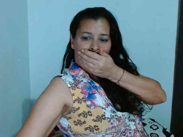 Adrianamilf webcam