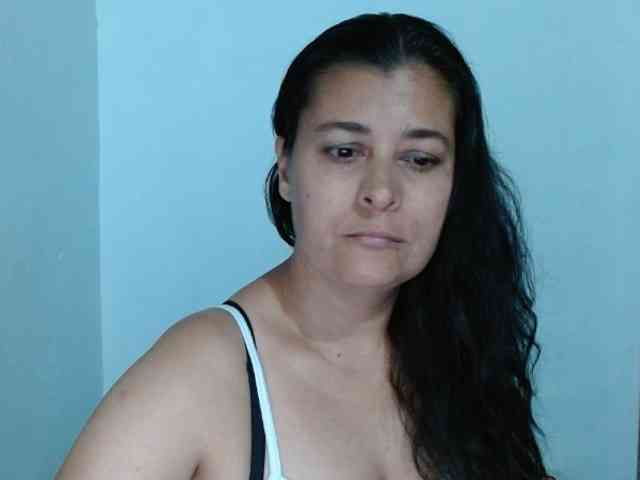 Adrianamilf webcam