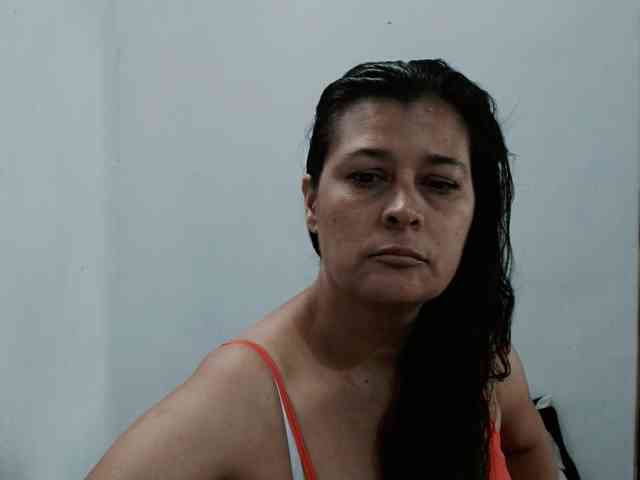 Adrianamilf webcam