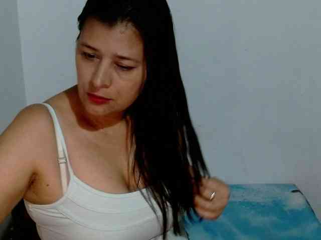 Adrianamilf Adrianamilf