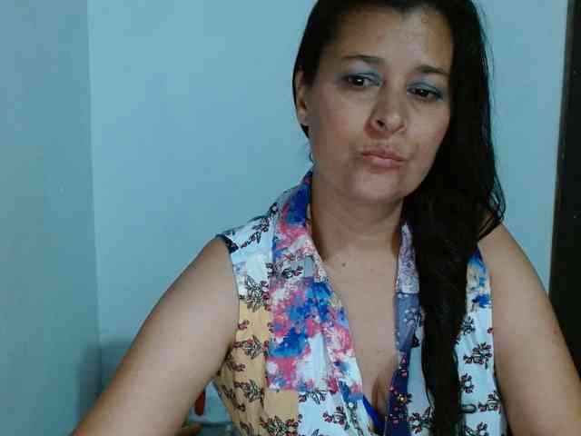 Adrianamilf webcam