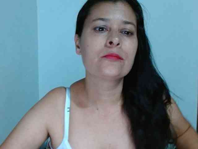Adrianamilf webcam