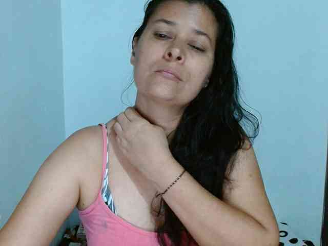 Adrianamilf webcam