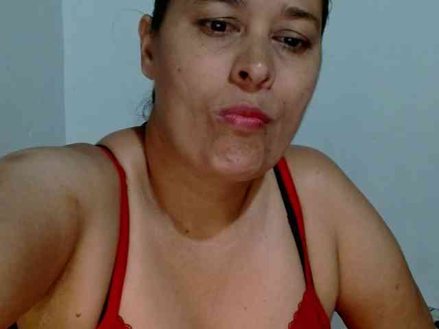 Adrianamilf webcam