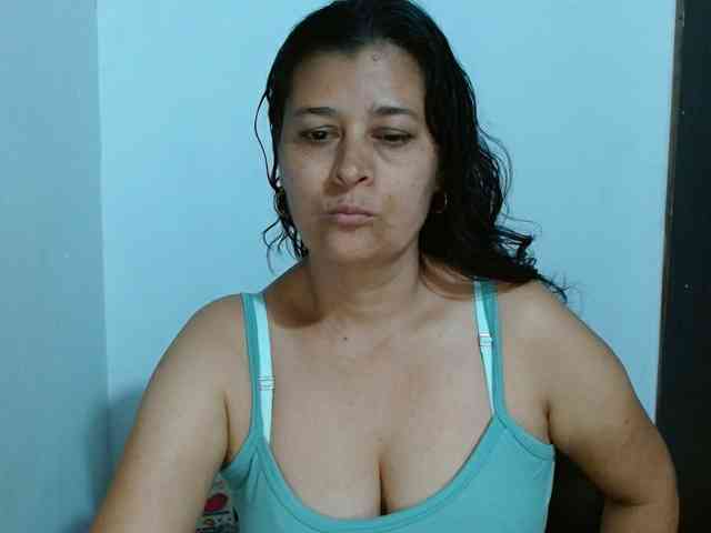 Adrianamilf webcam