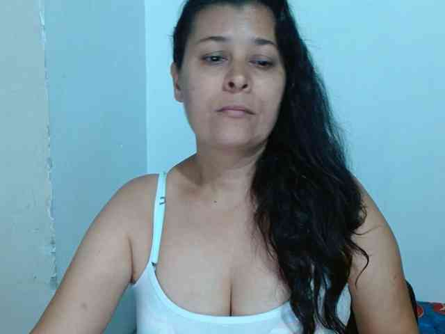 Adrianamilf webcam