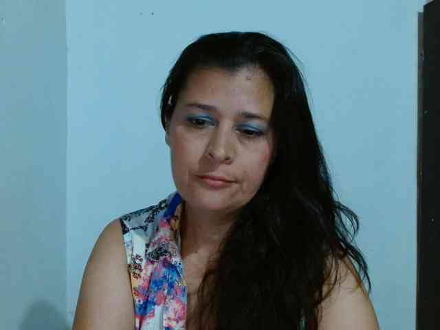 Adrianamilf webcam