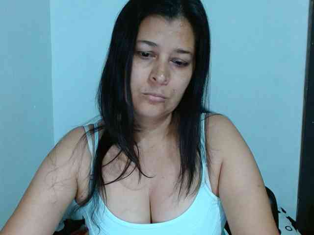 Adrianamilf webcam