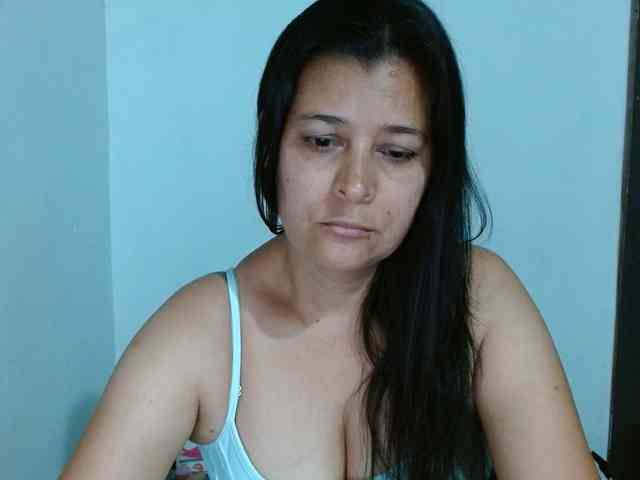 Adrianamilf webcam