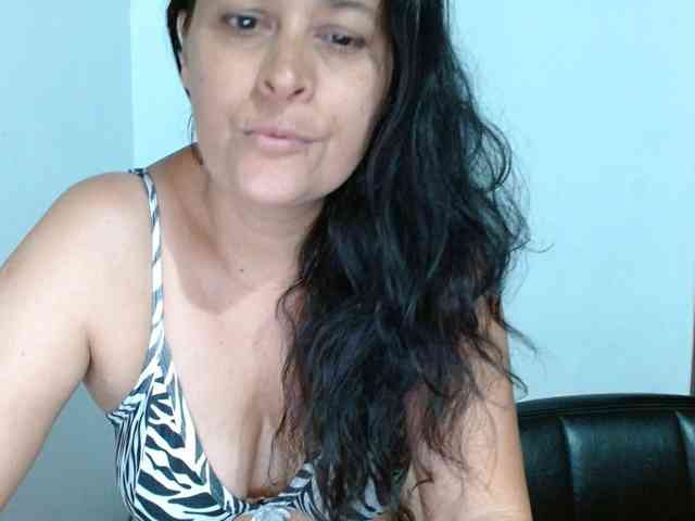 Adrianamilf webcam