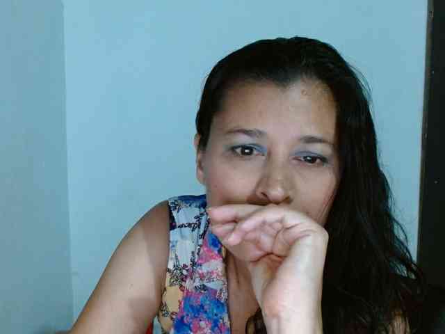 Adrianamilf webcam