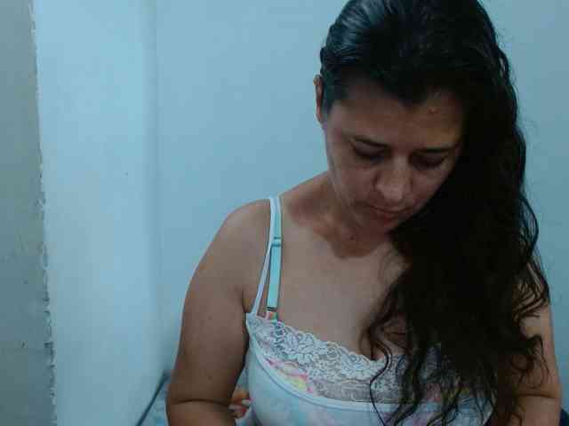 Adrianamilf webcam