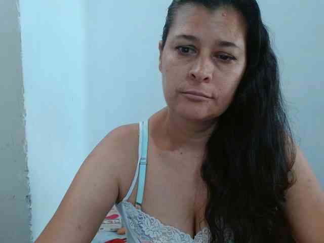 Adrianamilf webcam