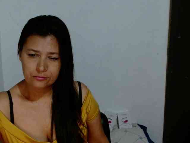 Adrianamilf webcam