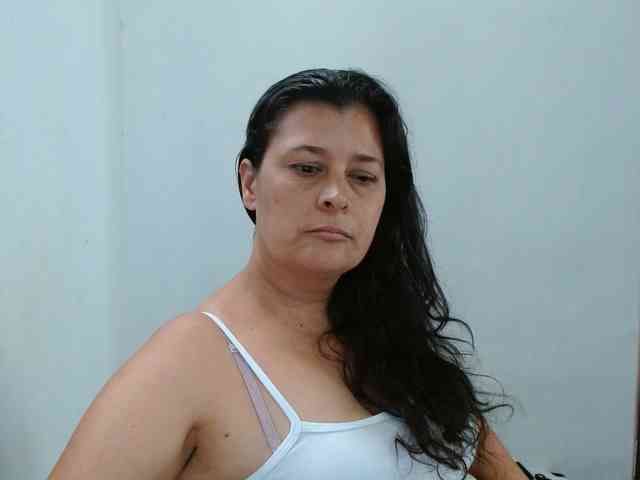 Adrianamilf webcam