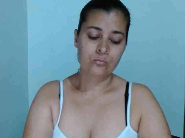 Adrianamilf webcam