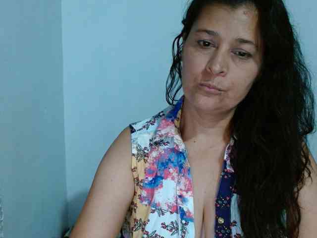 Adrianamilf webcam