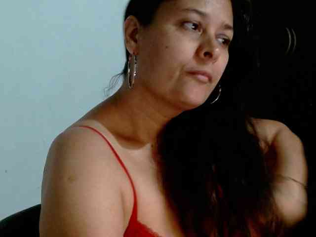 Adrianamilf webcam