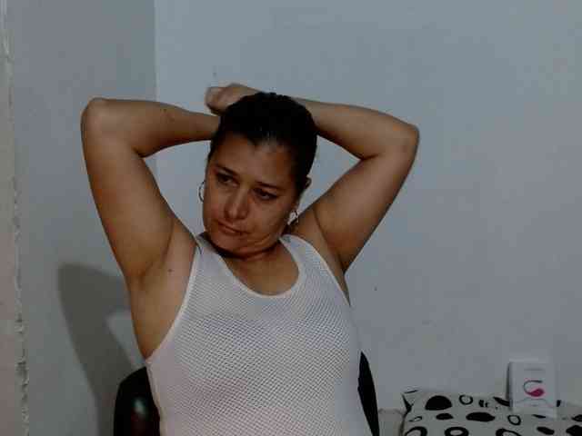 Adrianamilf webcam