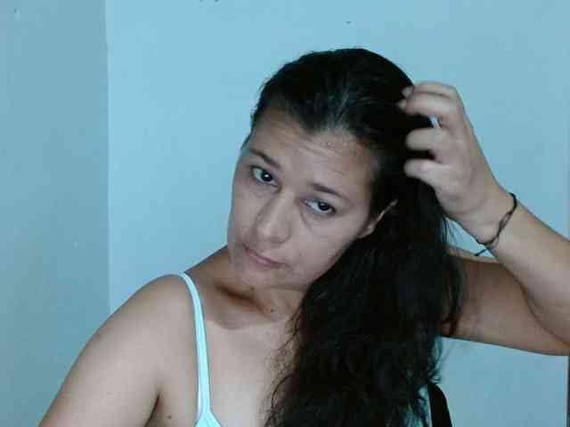 Adrianamilf webcam