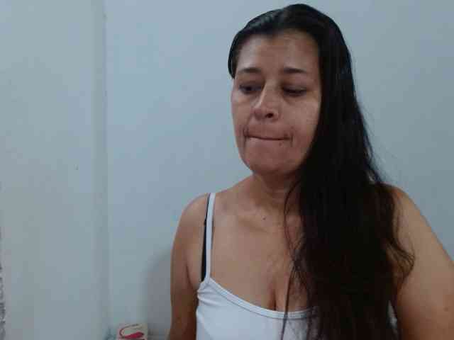 Adrianamilf webcam
