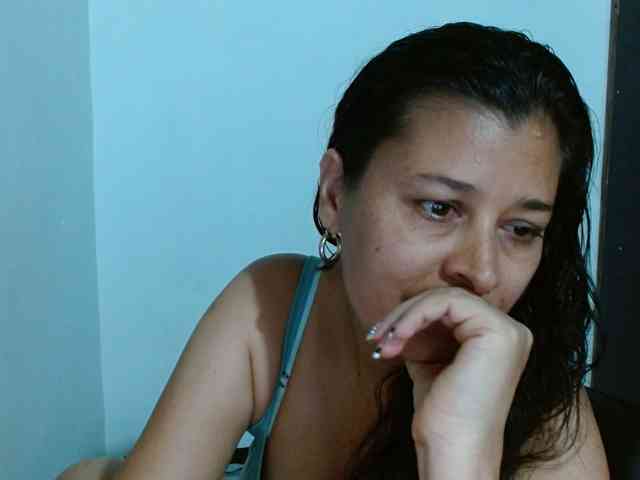 Adrianamilf webcam