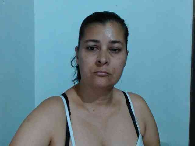 Adrianamilf webcam