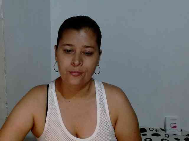 Adrianamilf webcam