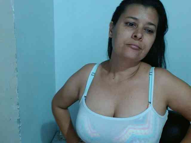 Adrianamilf webcam