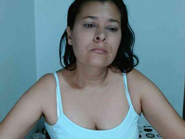 Adrianamilf webcam
