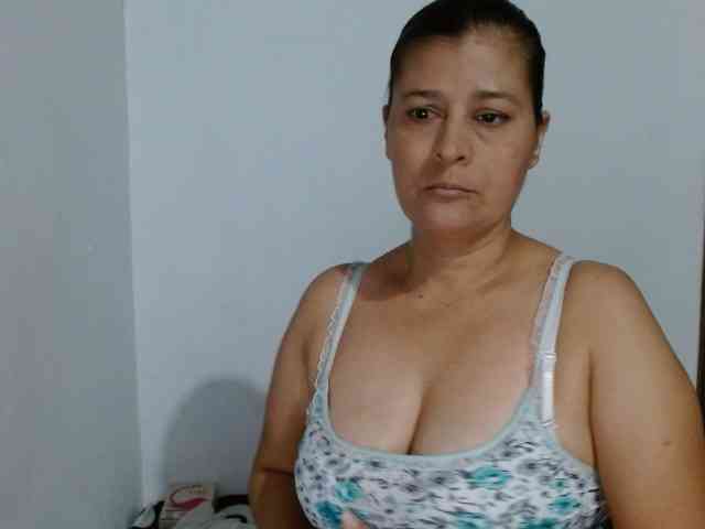 Adrianamilf webcam