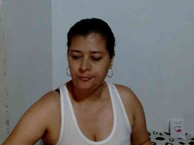 Adrianamilf webcam