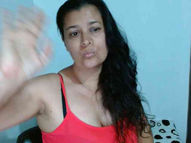 Adrianamilf webcam