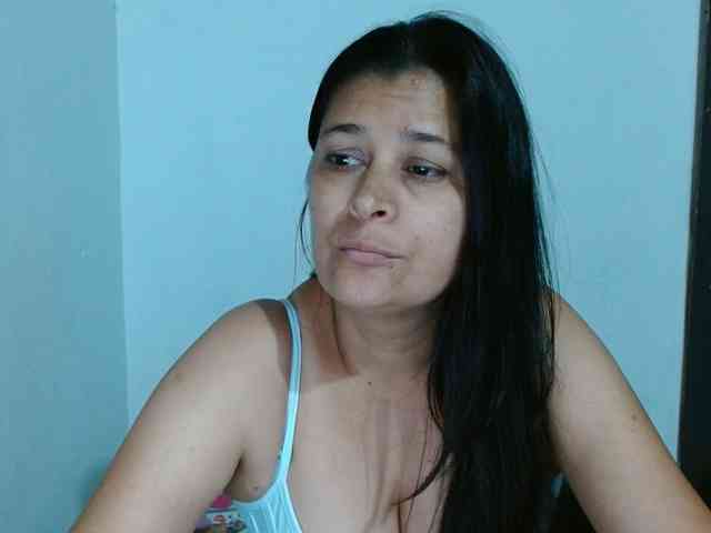 Adrianamilf webcam