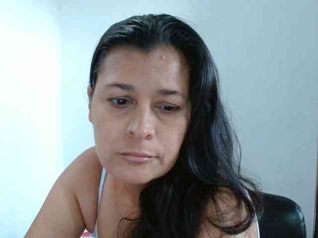 Adrianamilf webcam