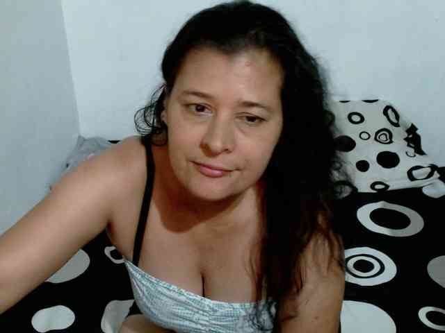 Adrianamilf webcam