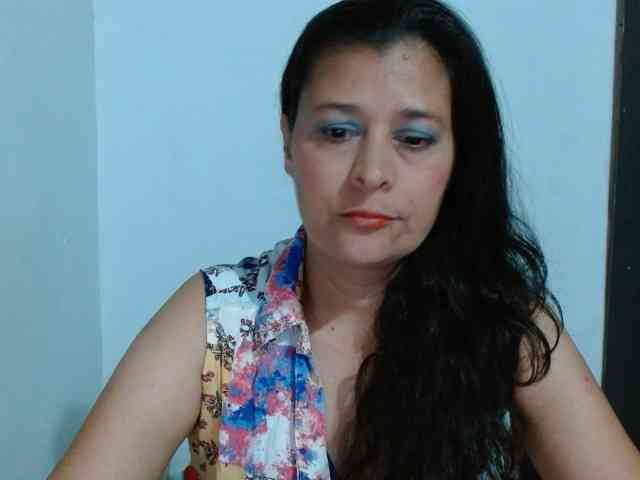 Adrianamilf webcam