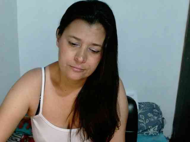 Adrianamilf Adrianamilf