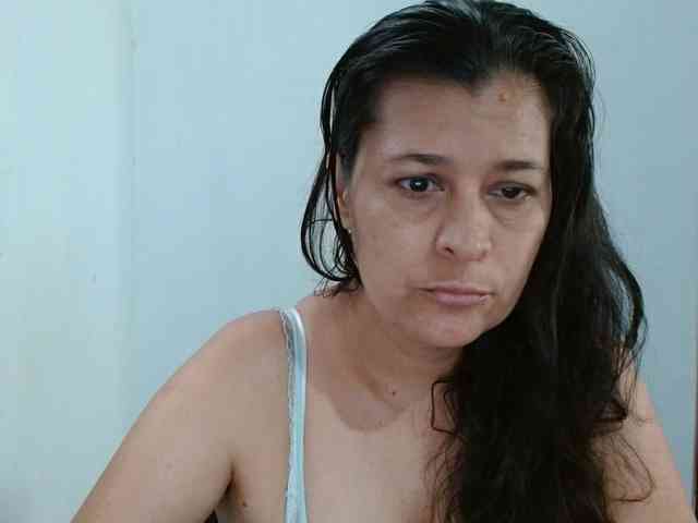 Adrianamilf webcam