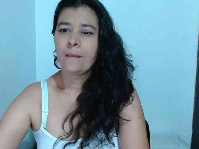 Adrianamilf webcam