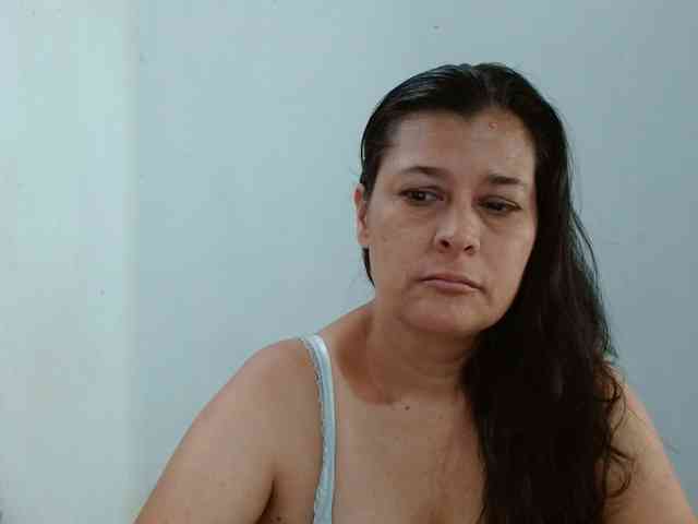 Adrianamilf webcam